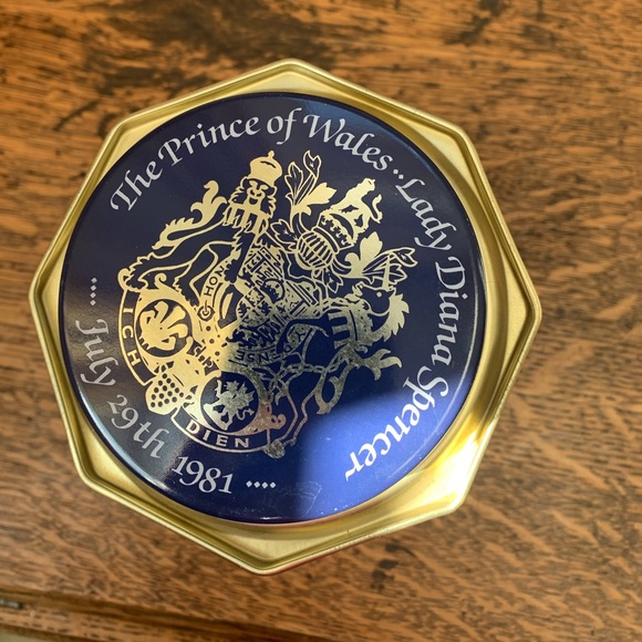 Collectors Items - Picture 7 of 7